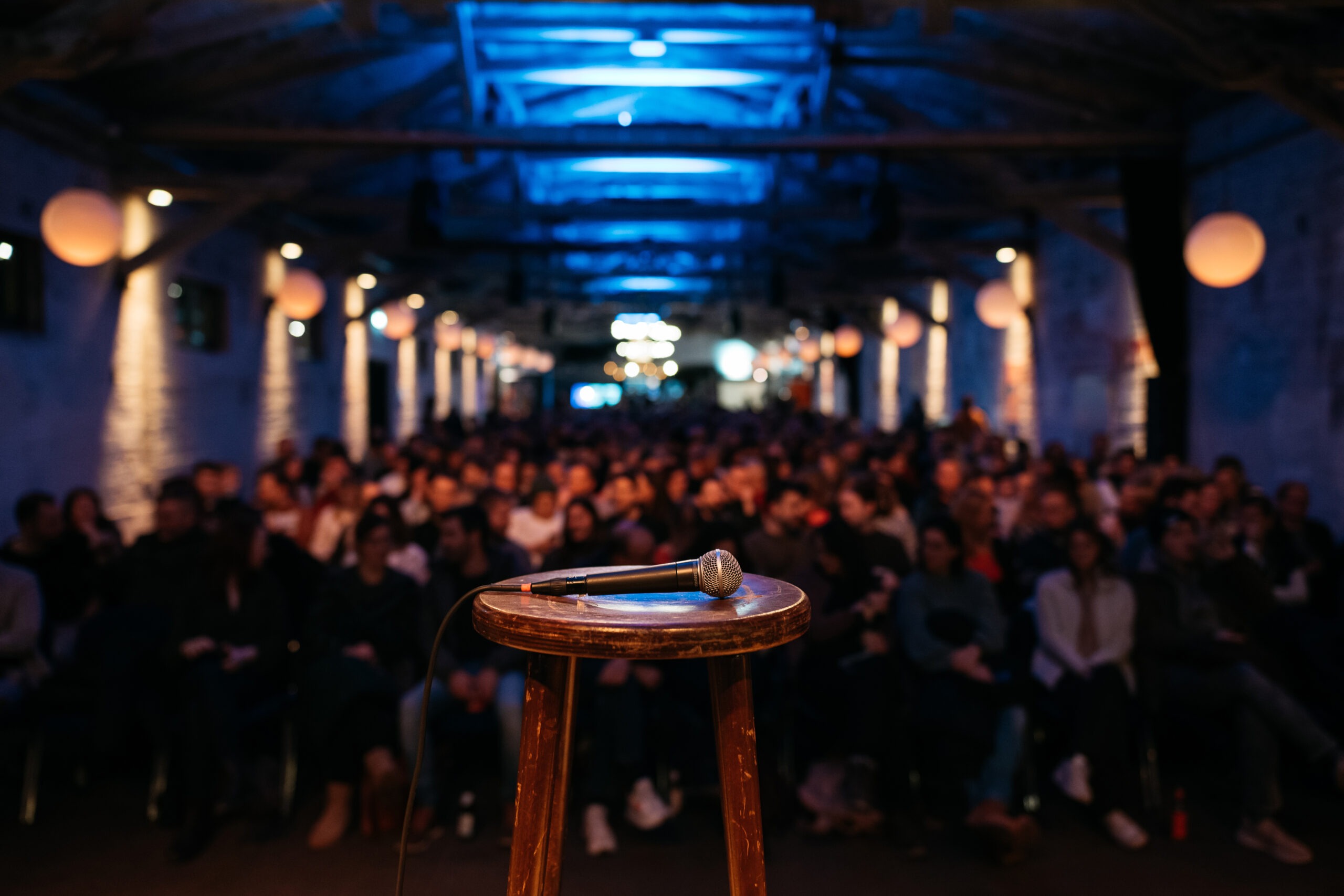Winternacht - Standup Comedy im Zughafen